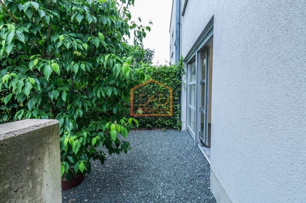 Maison à Bertrange, 160 m², 2 chambres, 2 salles de bain, 1 garage, 3 000 €/mois